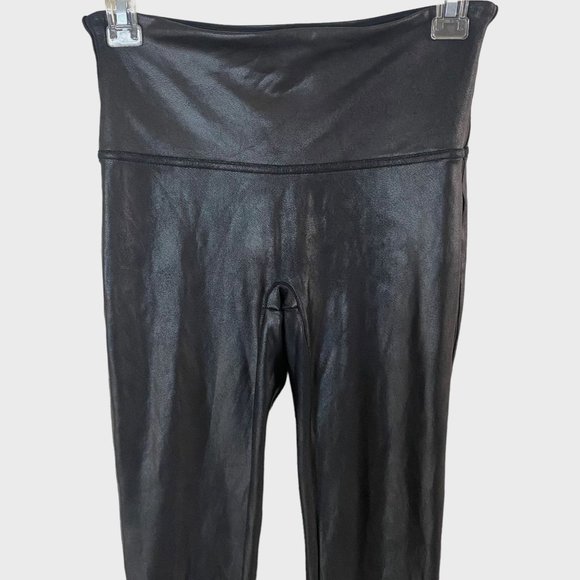 Spanx Faux Leather Leggings Womens Size Medium Shiny Black Textured Tights - Picture 5 of 10